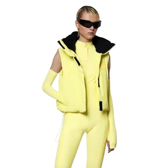 Rains Yellow and Black Puffer Jacket - Picture 1 of 12